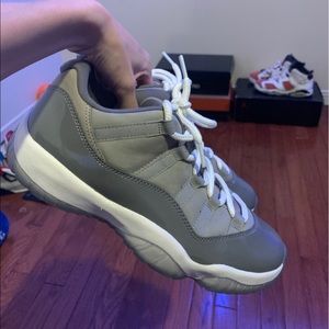 Jordan 11 Low Cool Grey